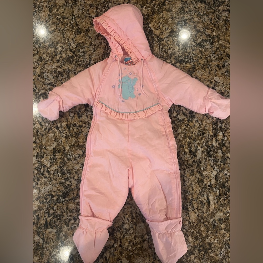Adorable Vintage 24 M Ski Valley Snow Suit‎ Bear Embroidered Pink